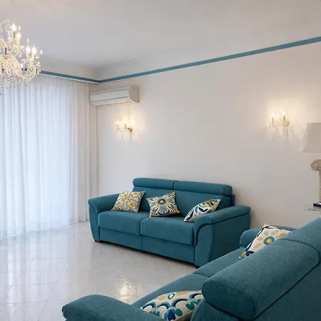 Appartement Panoramic Sea & Vesuvio View, Center, Costa Del Sole *